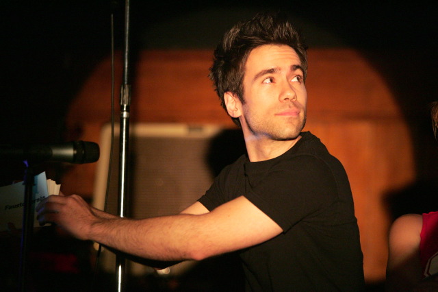 davidandora-looking.jpg